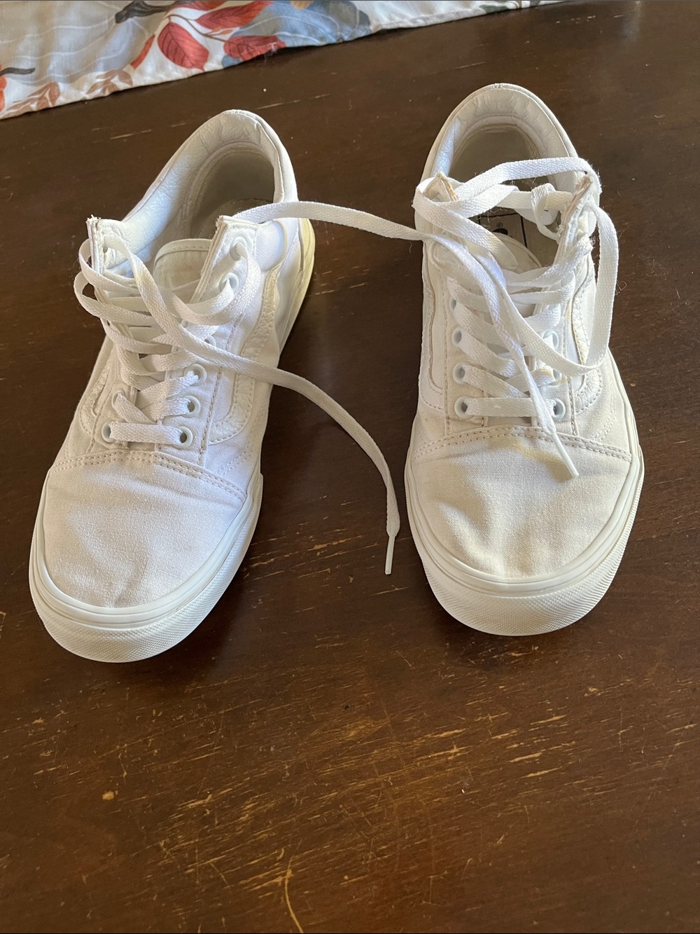 Vans Classic Low-Top Sneakers in White